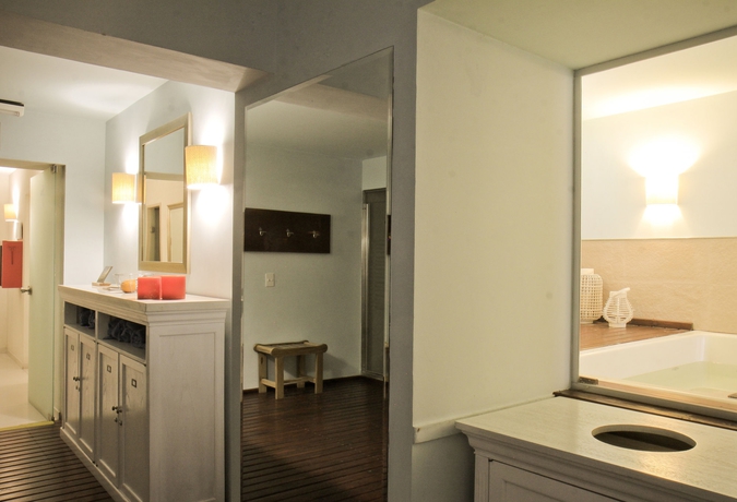 Imagen de la piscina del Boutique Duque Hotel and Spa. Foto 14