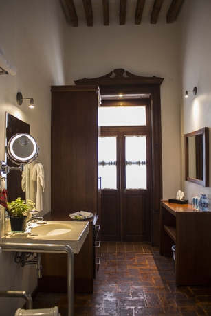 Imagen de la habitación del Boutique El Serafin Hotel. Foto 6