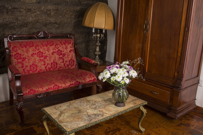 Imagen de los interiores del Boutique El Serafin Hotel. Foto 15