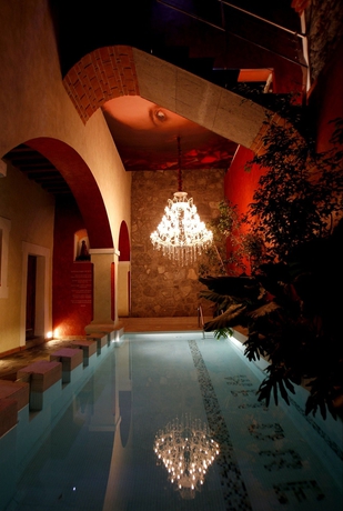 Imagen de la piscina del Boutique El Sue&ntilde;o Hotel and Spa. Foto 13