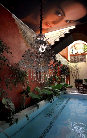 Imagen de la piscina del Boutique El Sue&ntilde;o Hotel and Spa. Foto 15