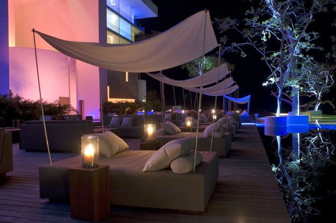 Imagen del bar/restaurante del Boutique Encanto Acapulco. Foto 3