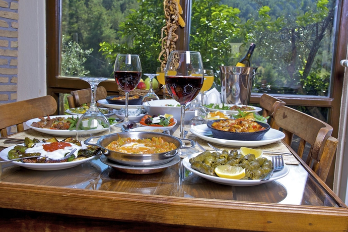 Imagen del bar/restaurante del Boutique Ephesus Hotel. Foto 5