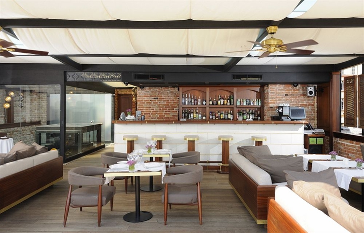 Imagen de los interiores del Boutique Georges Hotel Galata. Foto 10