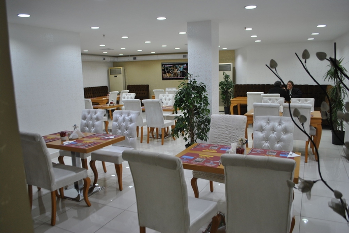 Imagen del bar/restaurante del Boutique Grand Emir. Foto 3