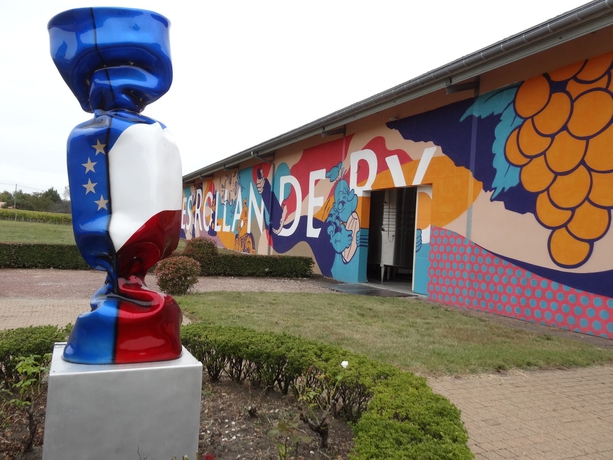 Imagen de los exteriores del Boutique H&ocirc;tel Rollan De By. Foto 14