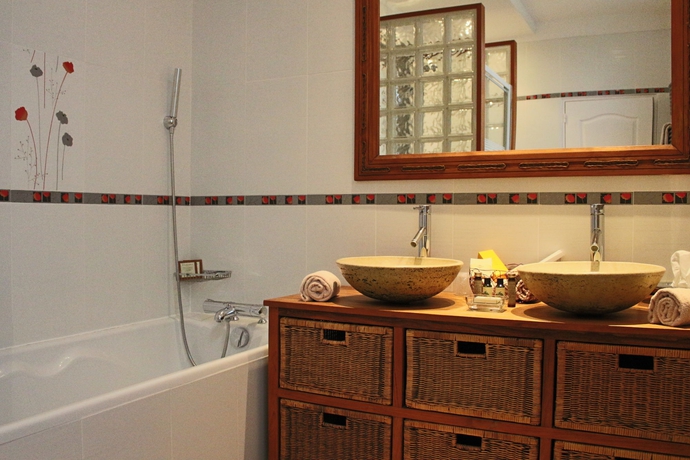 Imagen de la habitación del Boutique H&ocirc;tel Rollan De By. Foto 11