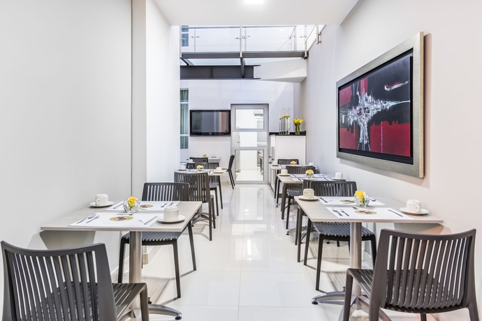 Imagen del bar/restaurante del Boutique Hotel Asturias Medellin. Foto 5