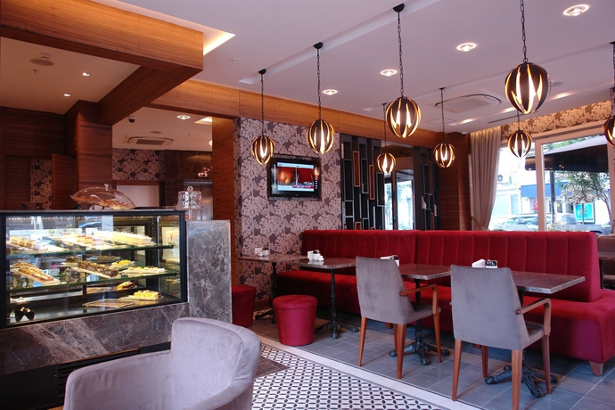 Imagen del bar/restaurante del Boutique Hotel Le Mirage. Foto 2