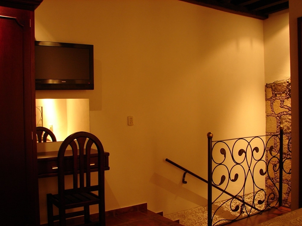 Imagen de la habitación del Boutique Hotel Mes&oacute;n De Los Remedios. Foto 4