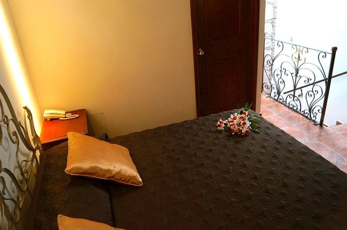 Imagen de la habitación del Boutique Hotel Mes&oacute;n De Los Remedios. Foto 9
