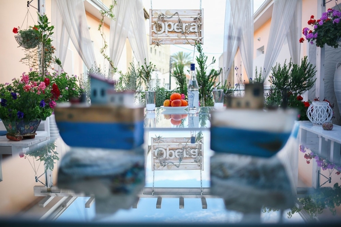 Imagen de los interiores del Boutique Hotel Opera. Foto 15