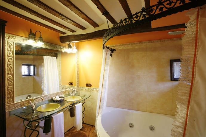 Imagen de la habitación del Boutique Hotel Real Casona De Las Amas. Foto 8