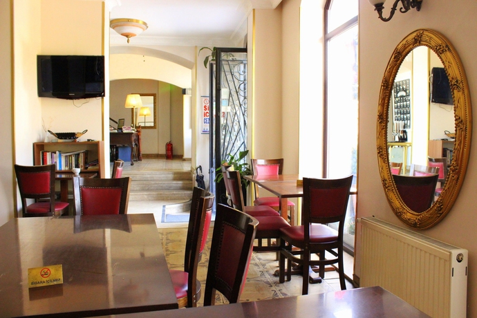 Imagen de los interiores del Boutique Hotel Santa Hill. Foto 13