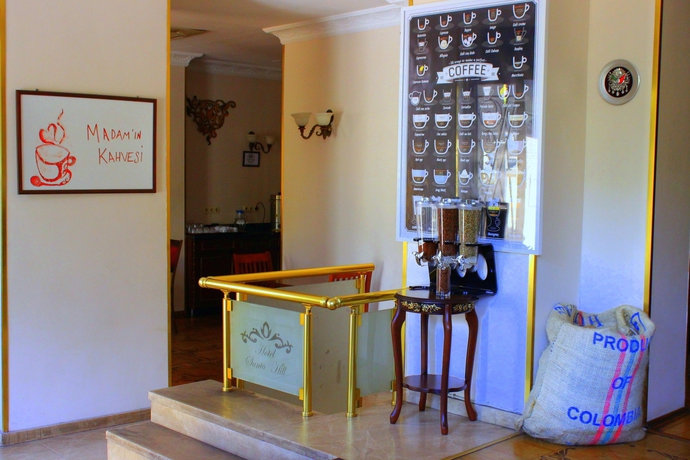 Imagen de los interiores del Boutique Hotel Santa Hill. Foto 15
