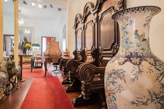 Imagen de los interiores del Boutique Il Monastero Collection. Foto 13