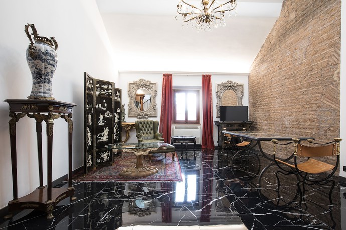 Imagen de los interiores del Boutique Il Monastero Collection. Foto 15