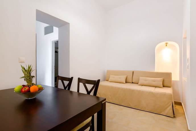 Imagen de la habitación del Boutique Iriana Suites. Foto 11