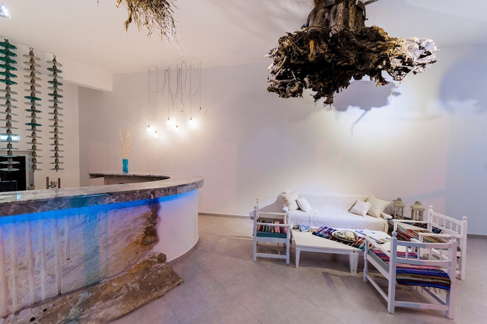 Imagen de los interiores del Boutique Kouros Home. Foto 16