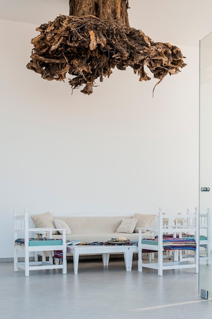 Imagen de los interiores del Boutique Kouros Home. Foto 18