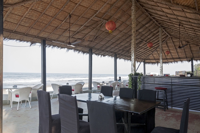 Imagen del bar/restaurante del Boutique La Cabana Beach and Spa. Foto 5