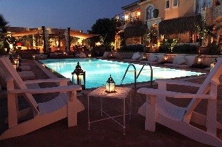 Imagen de la piscina del Boutique La Capria Suite. Foto 7