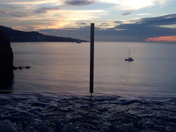 Imagen de los exteriores del Boutique Laqua By The Sea. Foto 12