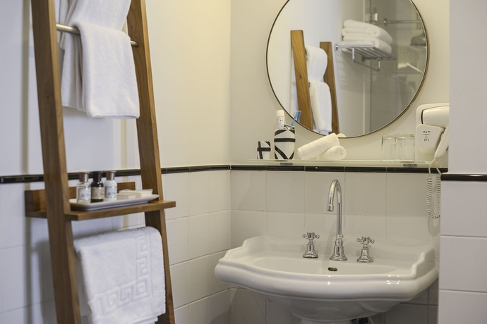 Imagen de la habitación del Boutique Lily and Bloom Hotel. Foto 6