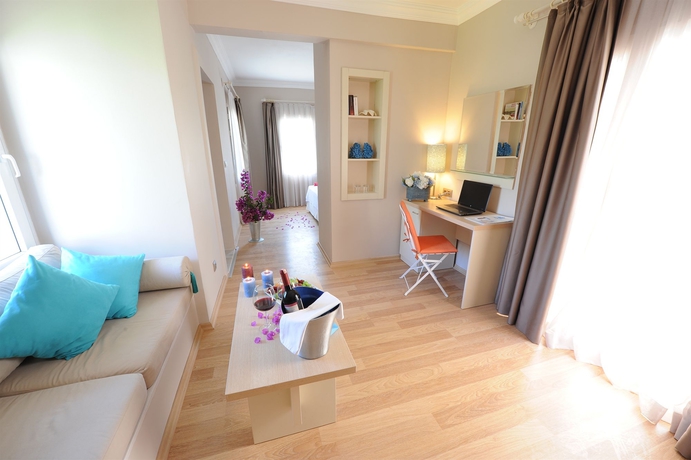 Imagen de los interiores del Boutique Mavi Suite T&uuml;rkb&uuml;k&uuml;. Foto 15