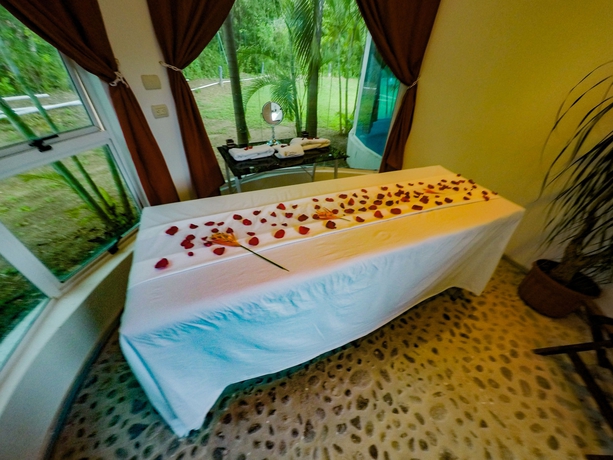 Imagen de los interiores del Boutique Mediterraneus. Foto 8