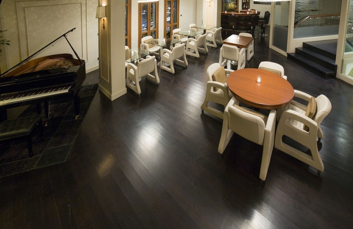 Imagen del bar/restaurante del Boutique Mega Residence Hotel. Foto 3