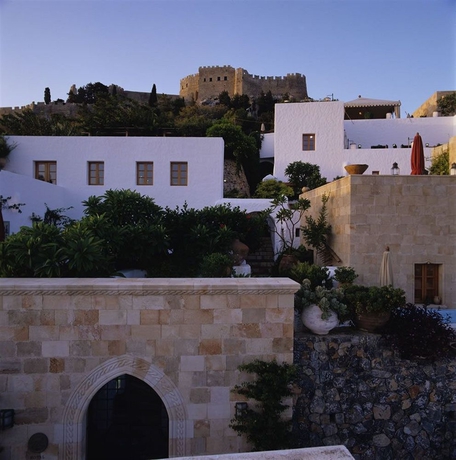 Imagen de los exteriores del Boutique Melenos Art Boutique. Foto 6