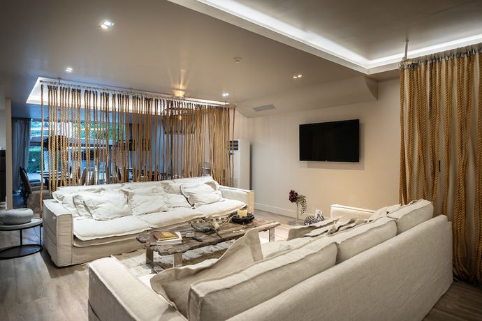 Imagen de los interiores del Boutique Mikelina. Foto 18