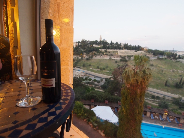 Imagen de los interiores del Boutique Mount Zion. Foto 14