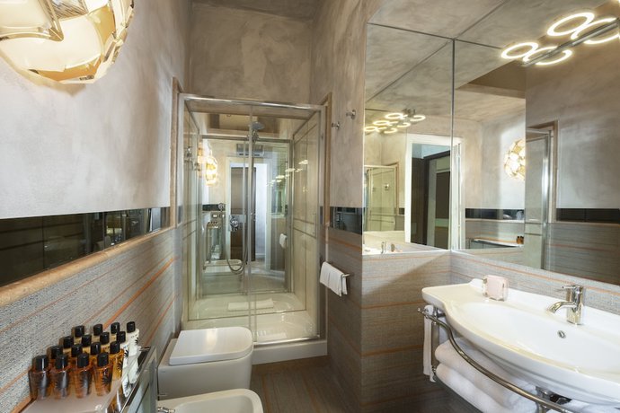 Imagen de la habitación del Boutique Palm Suite - Small Luxury Hotels of the World. Foto 12