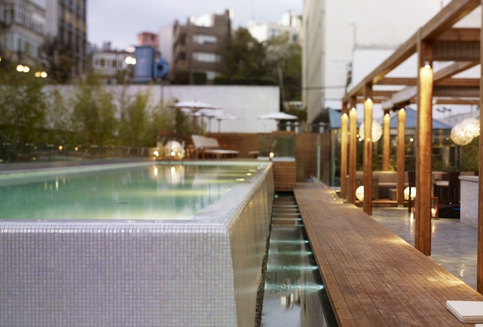 Imagen de la piscina del Boutique Park Hyatt Istanbul Macka Palas - Class. Foto 16