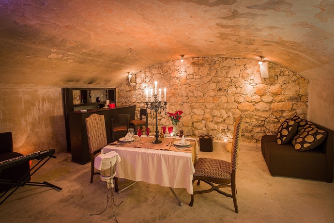 Imagen del bar/restaurante del Boutique Piedra De Agua Hotel Mérida. Foto 3