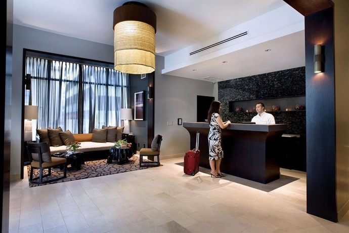 Imagen de los interiores del Boutique Renew. Foto 12