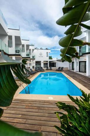Imagen de la piscina del Boutique Saladar Suites. Foto 19