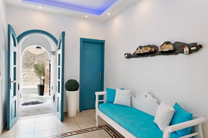Imagen de los interiores del Boutique San Marino Suites by Calm Collection. Foto 14
