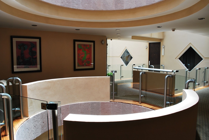 Imagen de los interiores del Boutique Santa Rita Hotel Del Arte. Foto 9