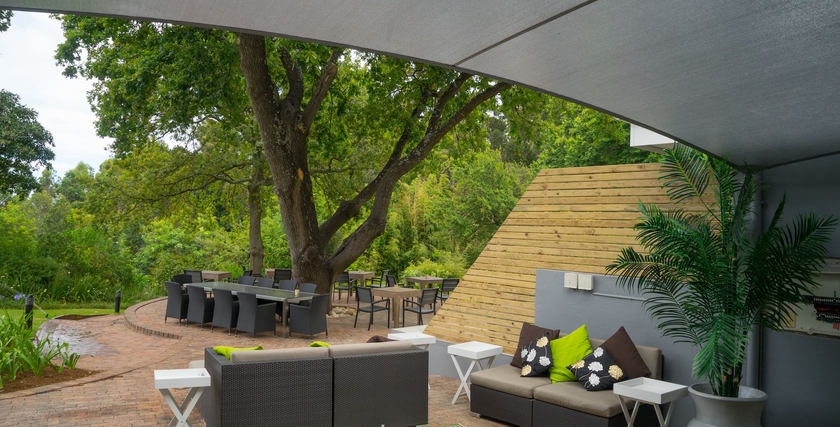 Imagen del bar/restaurante del Boutique Silver Forest Hotel and Spa. Foto 8