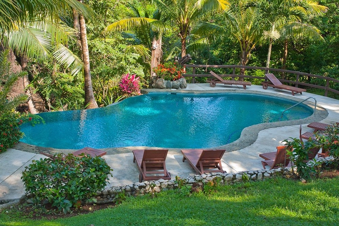 Imagen de la piscina del Boutique Sugar Beach. Foto 11