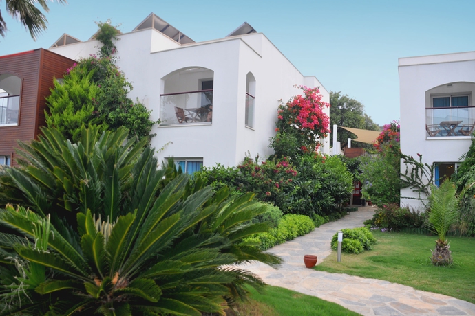 Imagen de los exteriores del Boutique The Luvi Hotel – All Inclusive. Foto 10