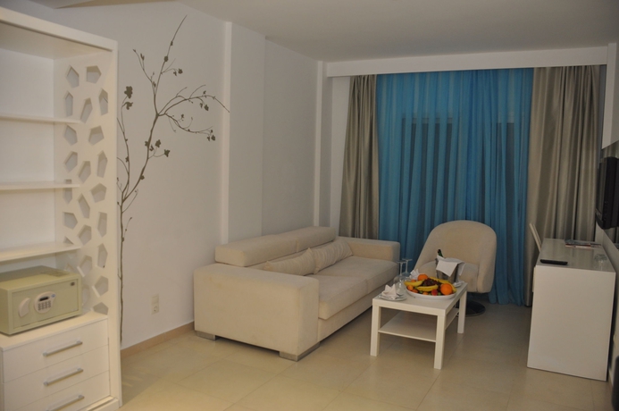 Imagen de los interiores del Boutique The Luvi Hotel – All Inclusive. Foto 13