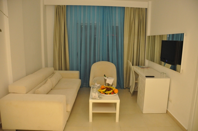 Imagen de los interiores del Boutique The Luvi Hotel – All Inclusive. Foto 14
