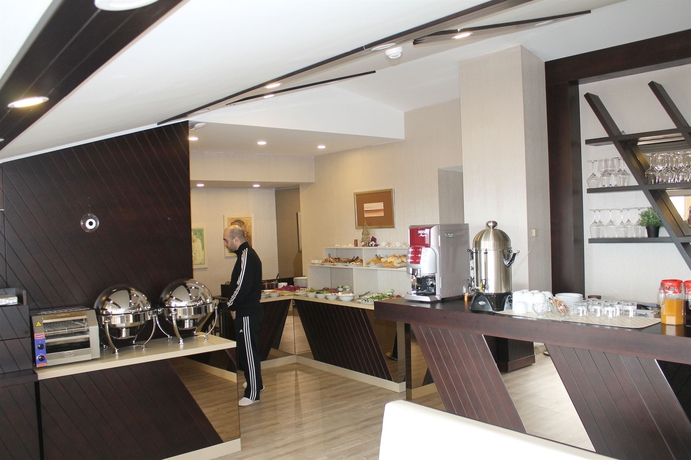 Imagen del bar/restaurante del Boutique The Milltown Sisli. Foto 3