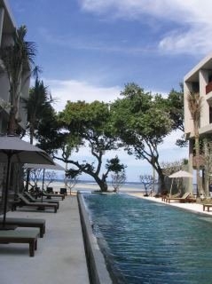 Imagen de la piscina del Boutique The Oasis Beach. Foto 11