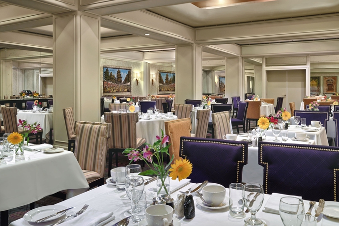 Imagen del bar/restaurante del Boutique The Omni King Edward. Foto 3