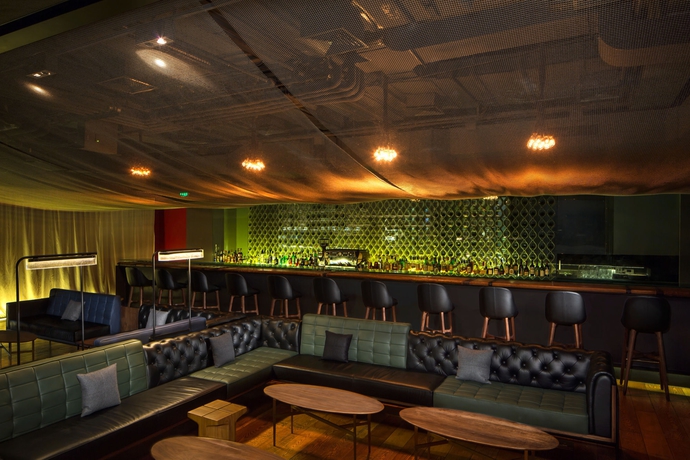 Imagen del bar/restaurante del Boutique The Opposite House. Foto 6